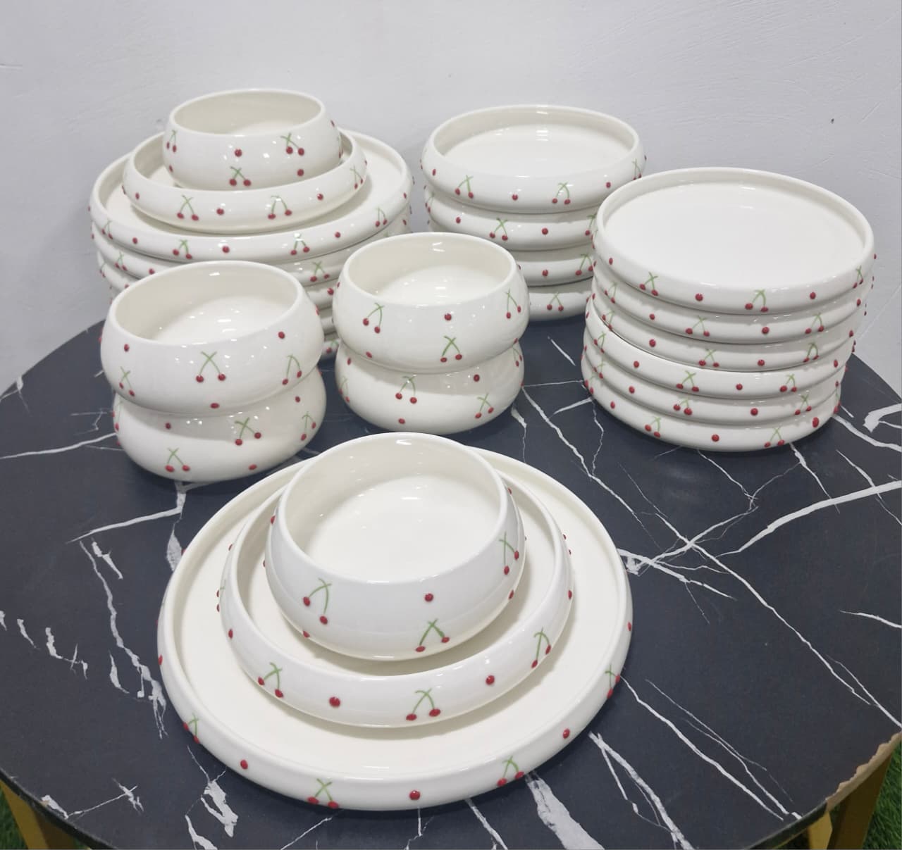 24pcs Elegant White Cherry Print Ceramic Dinner Set