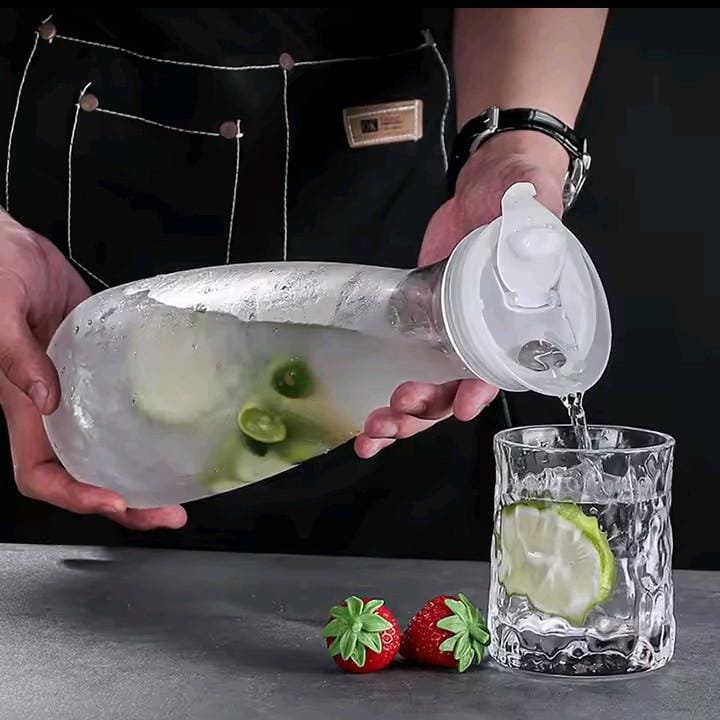 Multipurpose Space Saver Bottle 1.5L Acrylic Water Milk Juice Pitcher Silicone Flip Tab Lid Refrigerator Storage