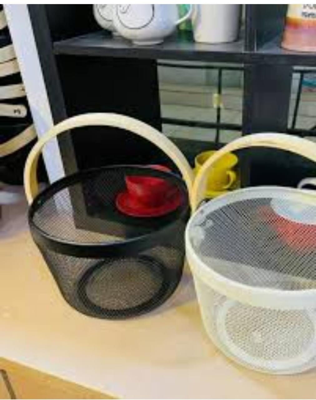 Wire Mesh Fruit Basket with Handle - Round Kitchen Storage Organizer
