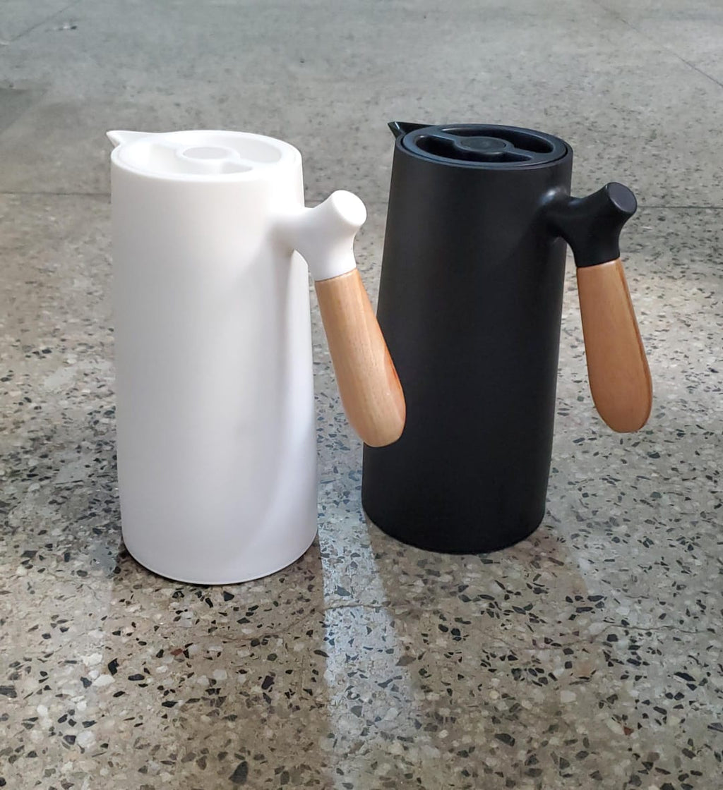 Nordic Insulated Thermos 1L with Wooden Handle