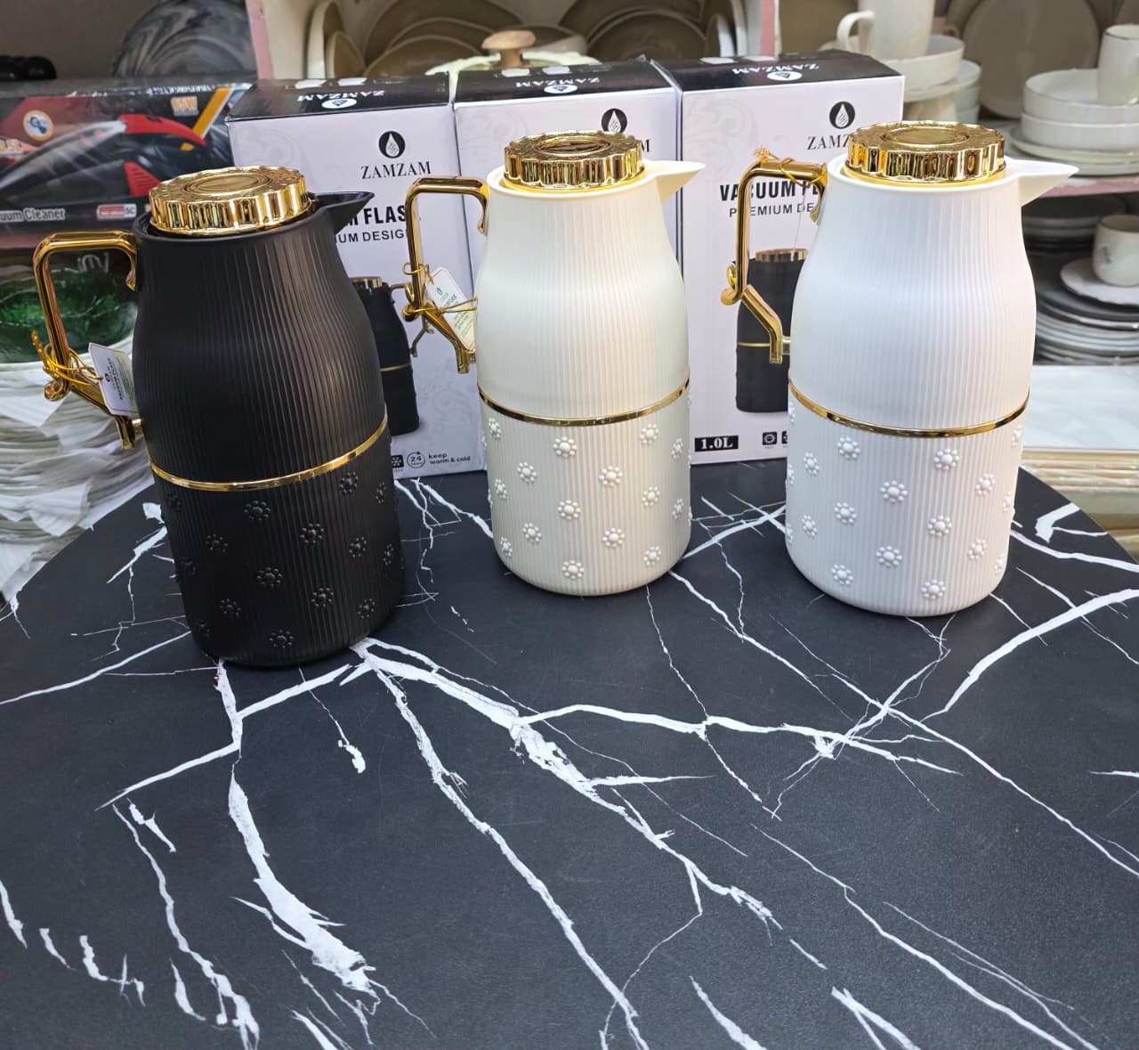 Premium Vacuum Flask 1L with Gold Handle - Floral Design