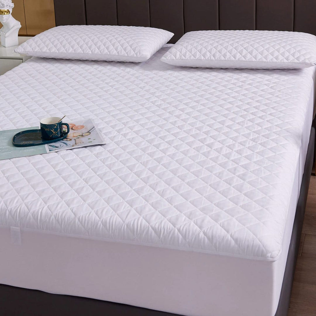 Waterproof Quilted Mattress Protector – 7ft x 8ft | Deep Fitted | King Size