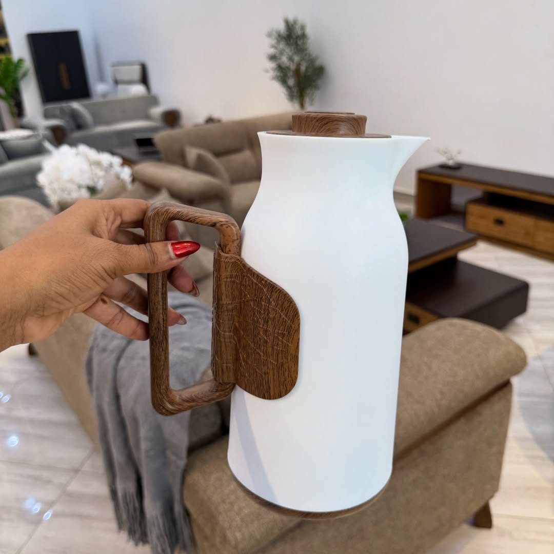 Premium Elegant Vacuum Flask 1L – Hot 12hrs, Cold 24hrs, Wood-Effect Handle