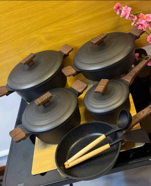 15-Piece Non-Stick Aluminium Pot & Pan Set with Aluminium Lids & Wood-Effect Handles