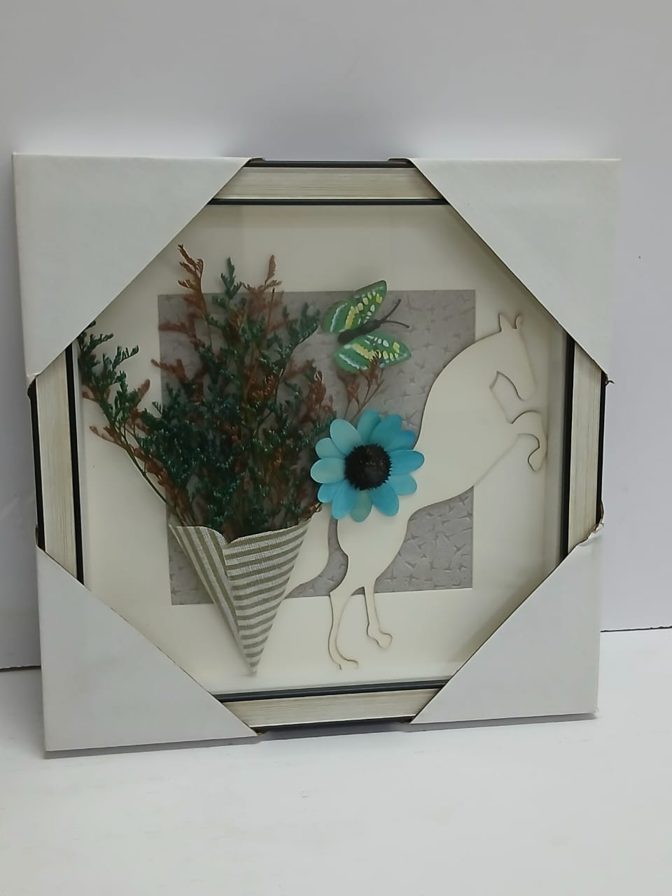 3D Floral Wall Hanging Deco Frame – 30×30cm Square Shadow Box with Dried Flowers