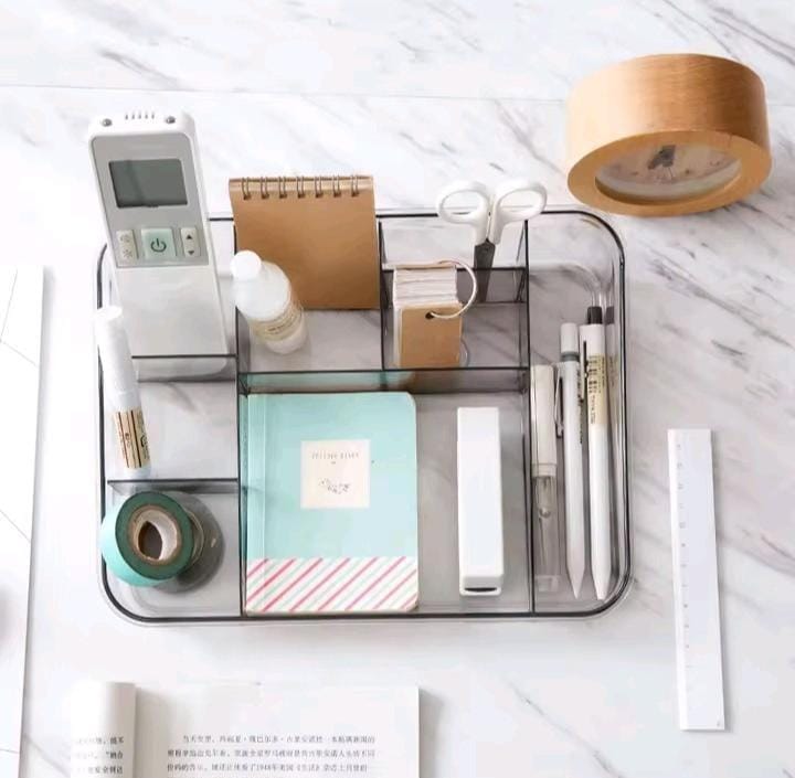Acrylic Makeup & Cosmetic Storage Tray Organiser – Multi-Compartment Desk & Vanity Organiser