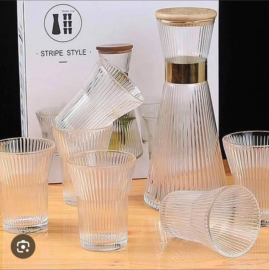 Glass Carafe with Glasses Set – Stripe Style (Gold & Clear)