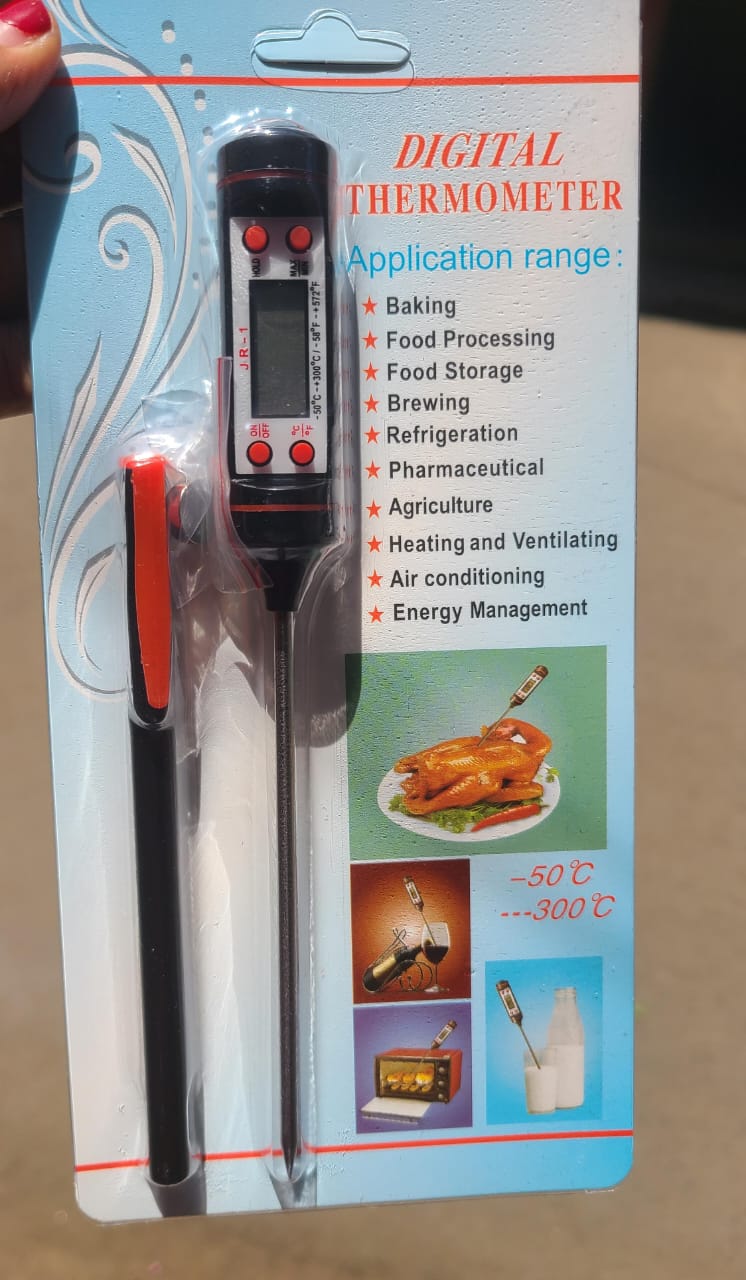 Digital Food Thermometer with LED Display – Battery Operated, °50°C to +300°C (°C/°F)