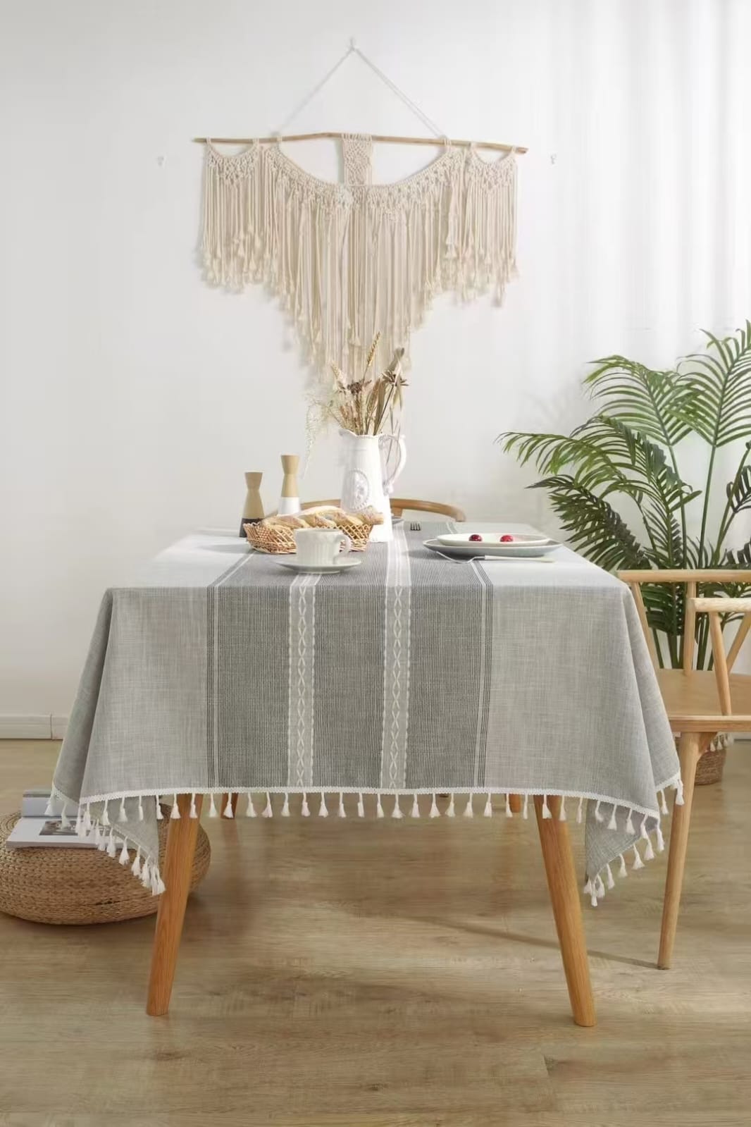 Linen Dining Tablecloth with Tassel Trim 140x220cm