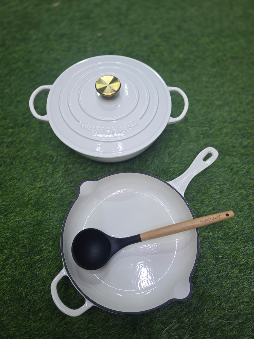 3 Pcs Enamel Cast Iron Cooking Pots Set | 28cm Casserole & Skillet with Gold Knobs