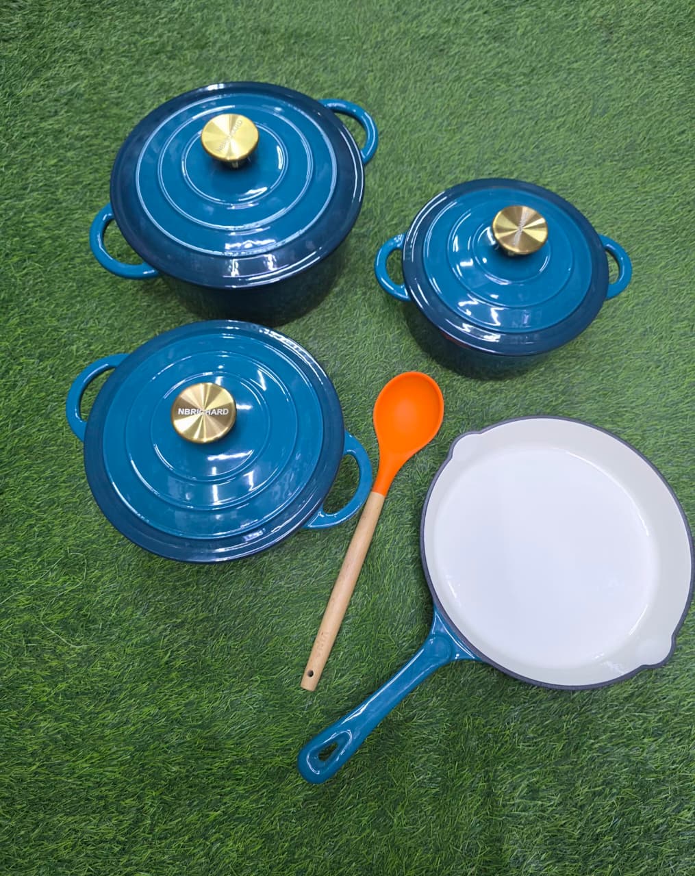 4-in-1 Pre-Seasoned Cast Iron Ribbed Skillet Grill Pans (14/16/20/25cm)