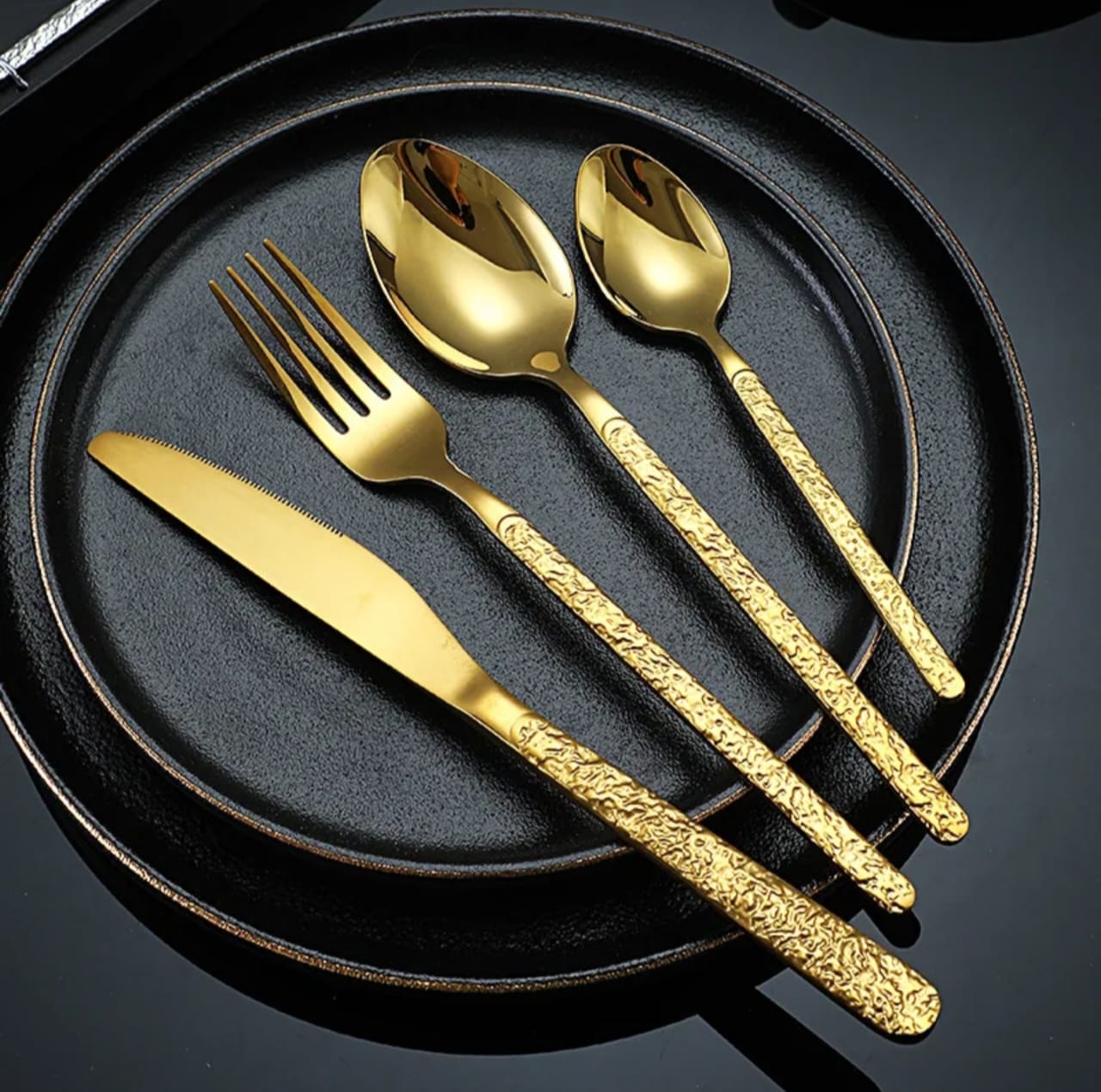 Hammered Cutlery Stainless Steel Flatware Set – Textured Handle
