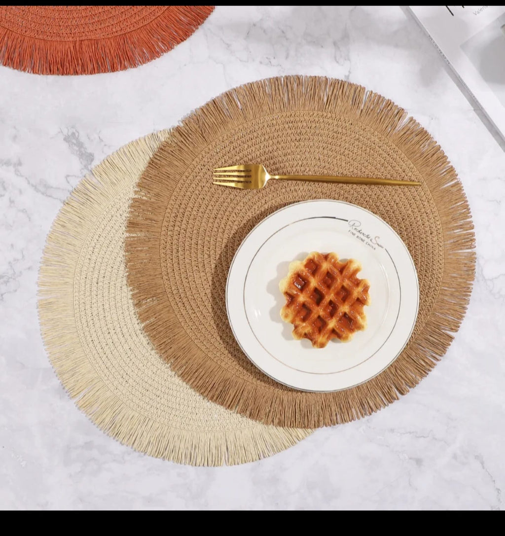 Round Elegant Braided Boho Placemats – Set of 6