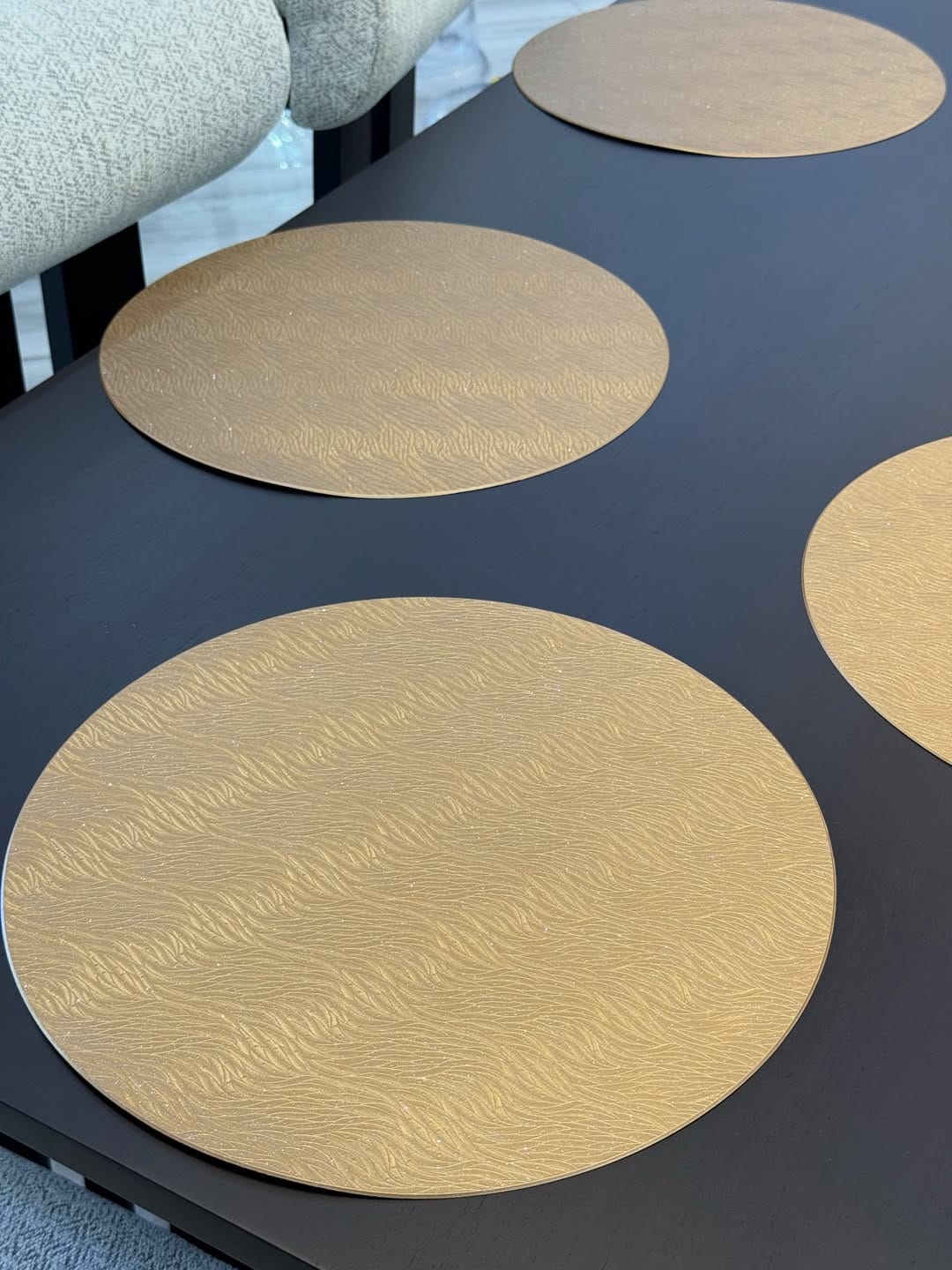 Modern Round Gold Faux Leather PVC Placemats – Set of 6