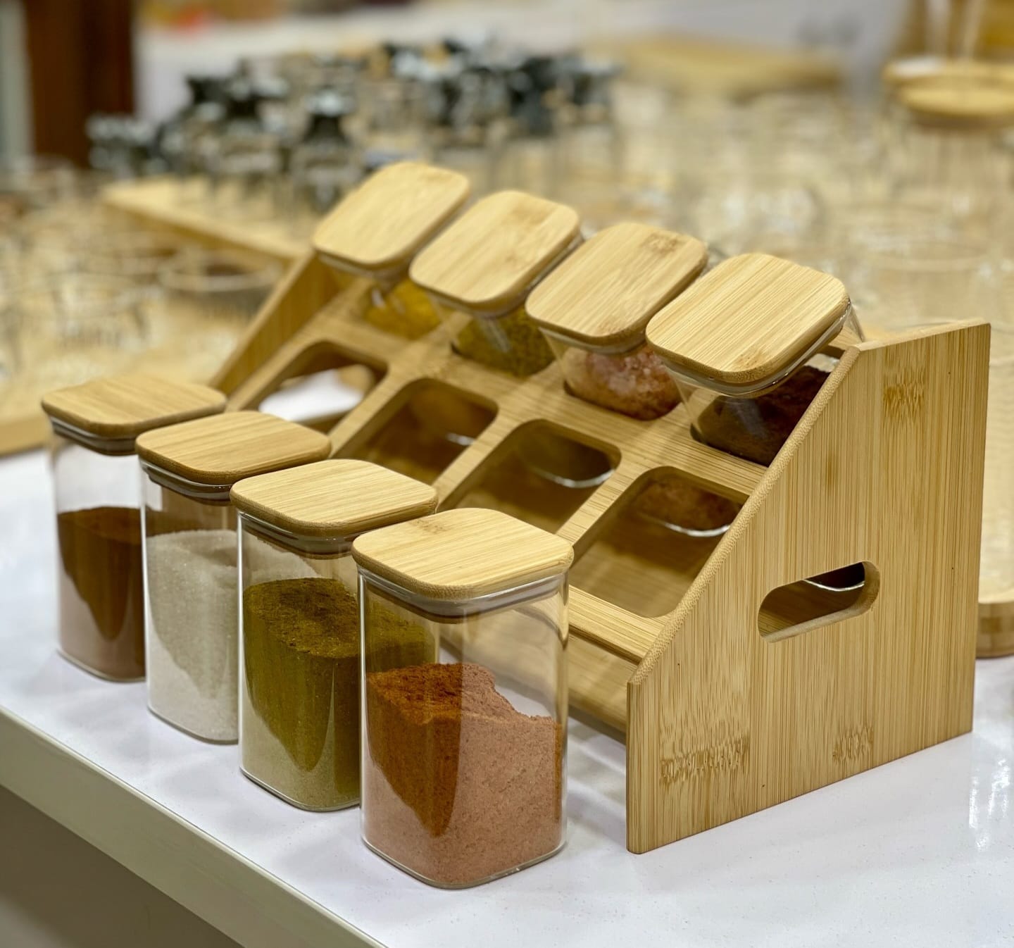 8pcs Classic Squared Borosilicate Glass Spice Jar Set with Bamboo Lid & Rack