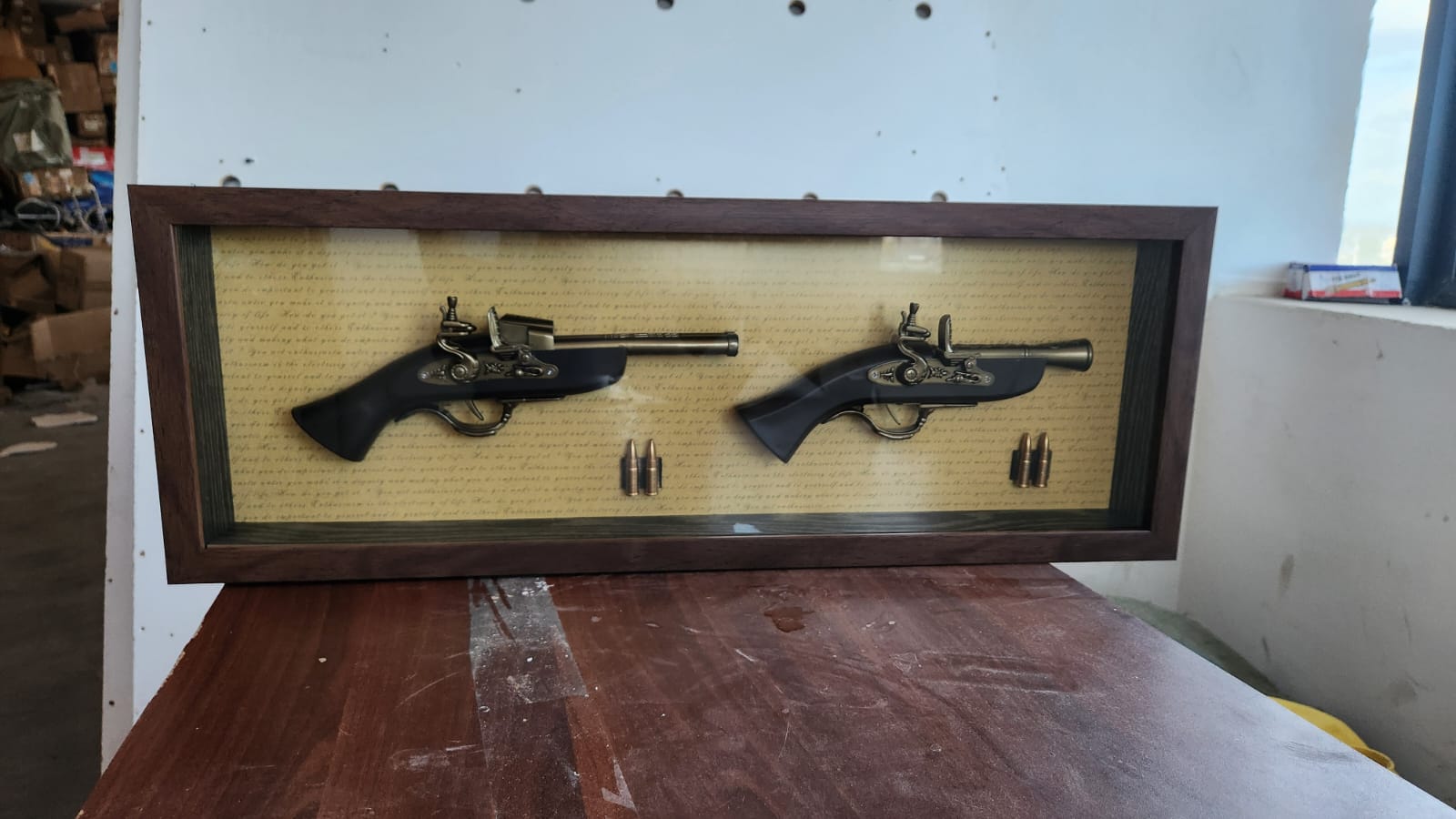 Antique Gun Wall Decor – 1 Gun & 4 Bullets